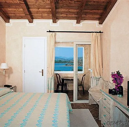 Colonna Du Golf Portisco