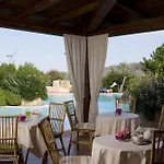Colonna Du Golf فندق مارينا دي بورتيسكو