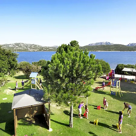 Colonna Du Golf מרינה די פורטיסקו