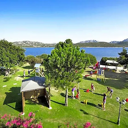 Colonna Du Golf Hotel Portisco