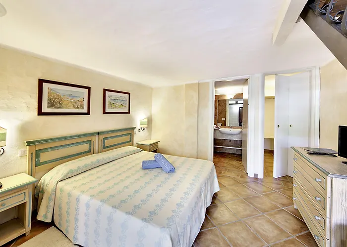 Colonna Du Golf Otel 4*